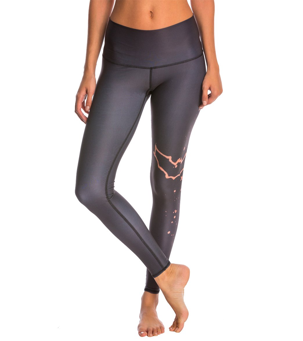 Teeki Rebirth Hot Pants