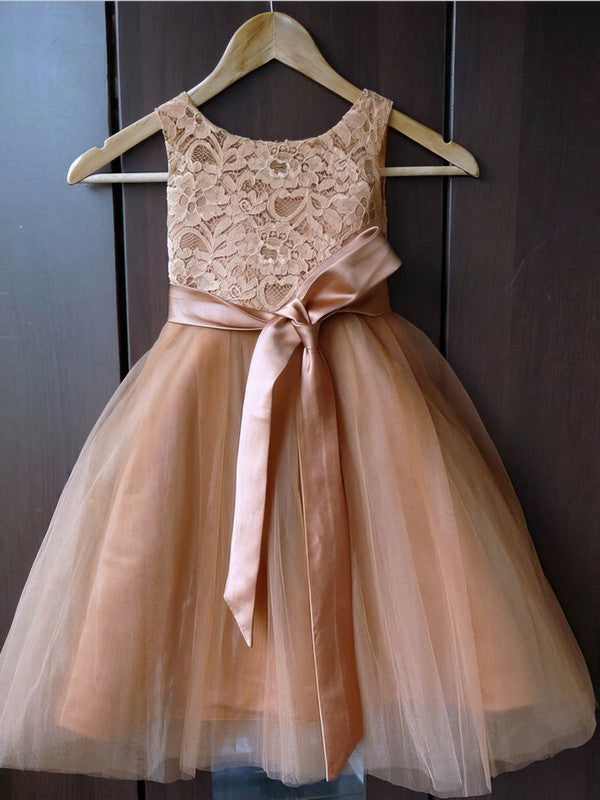 Trendy A-Line Scoop Lace Tulle Flower Girl Dresses with Sash