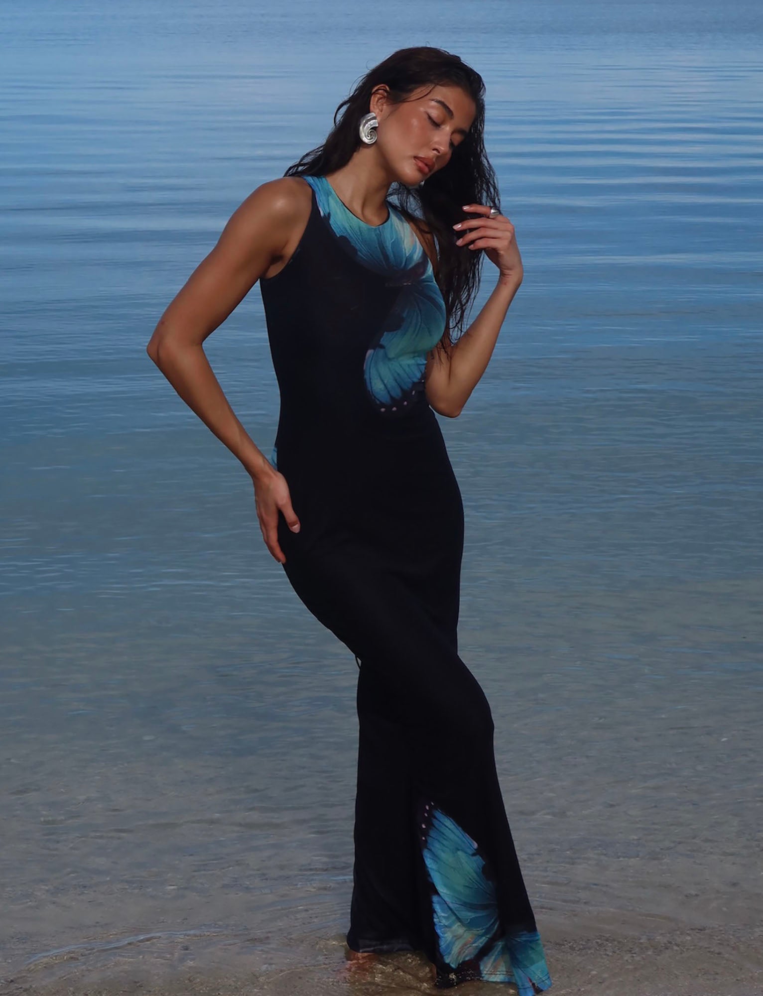 ZAHRAA DRESS - BLACK : BUTTERFLY