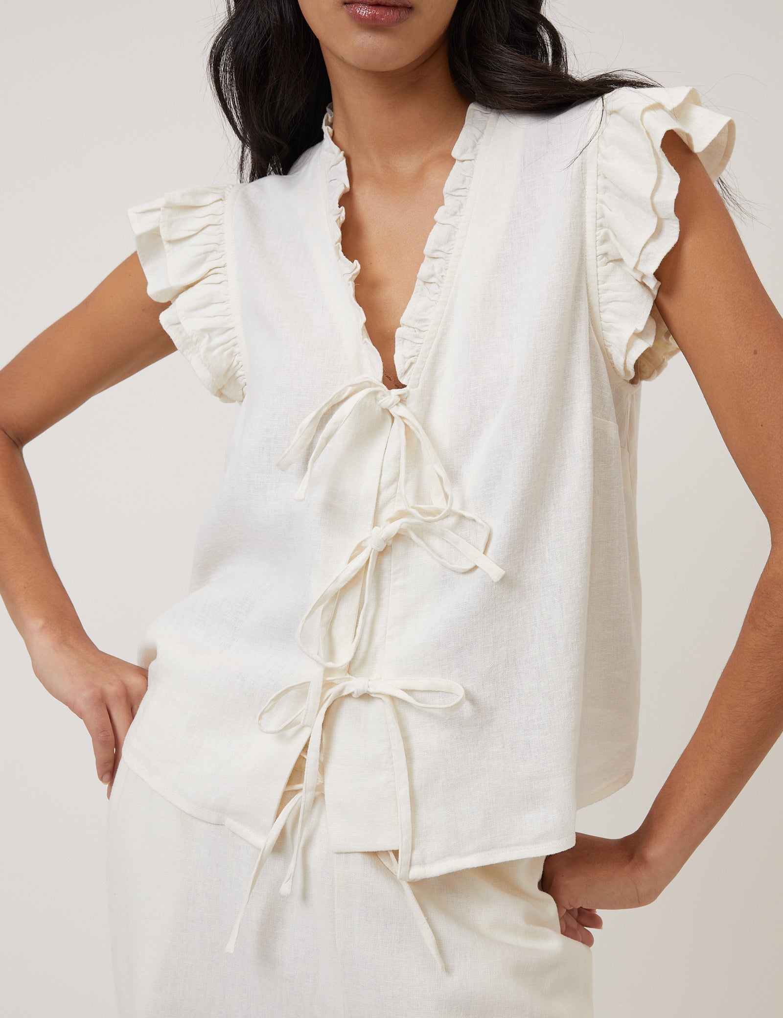 White Linen-Rich Ruffle Tie Front Top