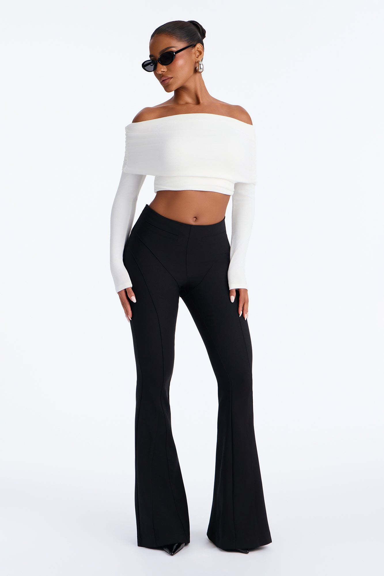 Giovanna Mid Rise Flare Pant - Black