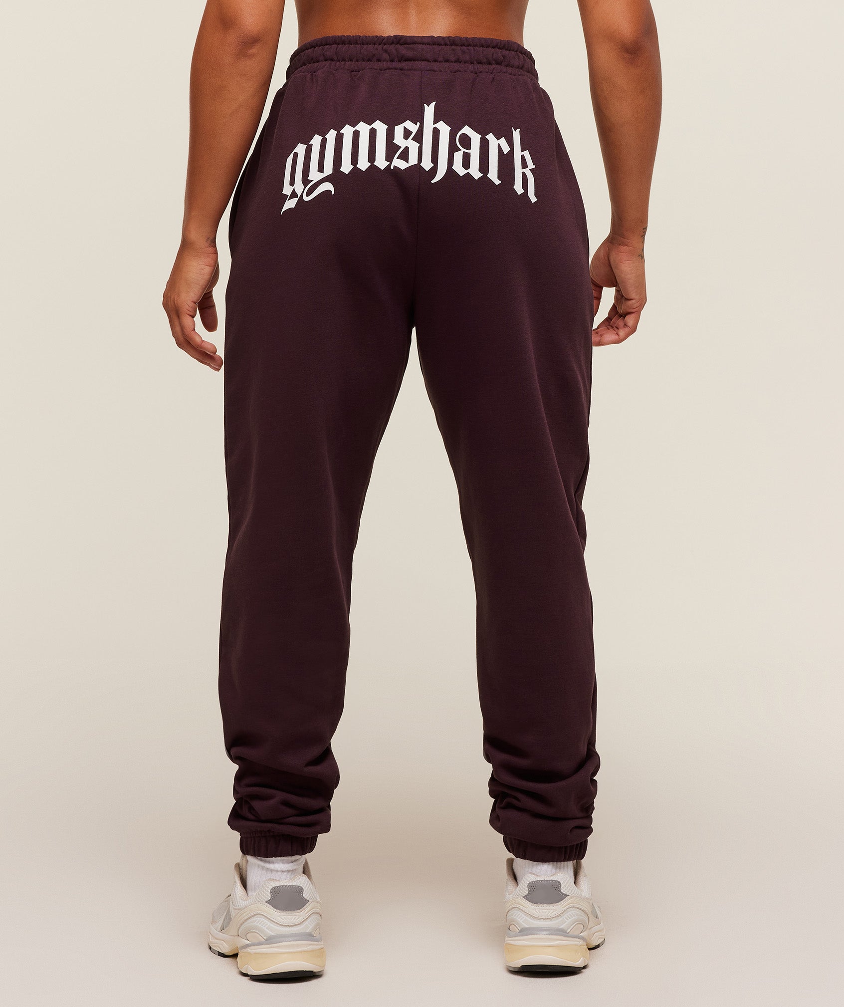 Gymshark Strength Department Joggers - Cherry Purple