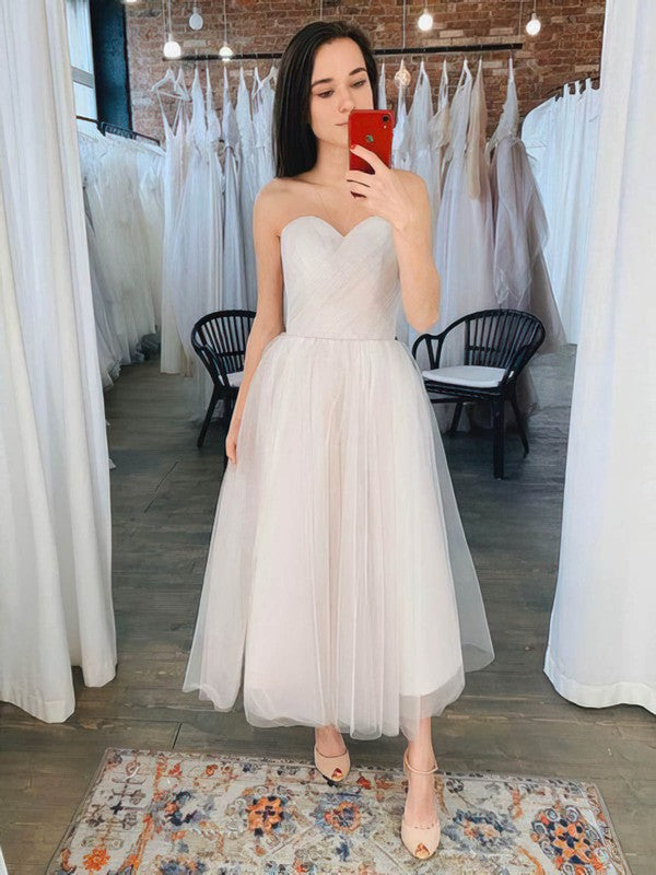 Beautiful Strapless Sweetheart Tulle Tea-Length Wedding Dresses with Ruffles