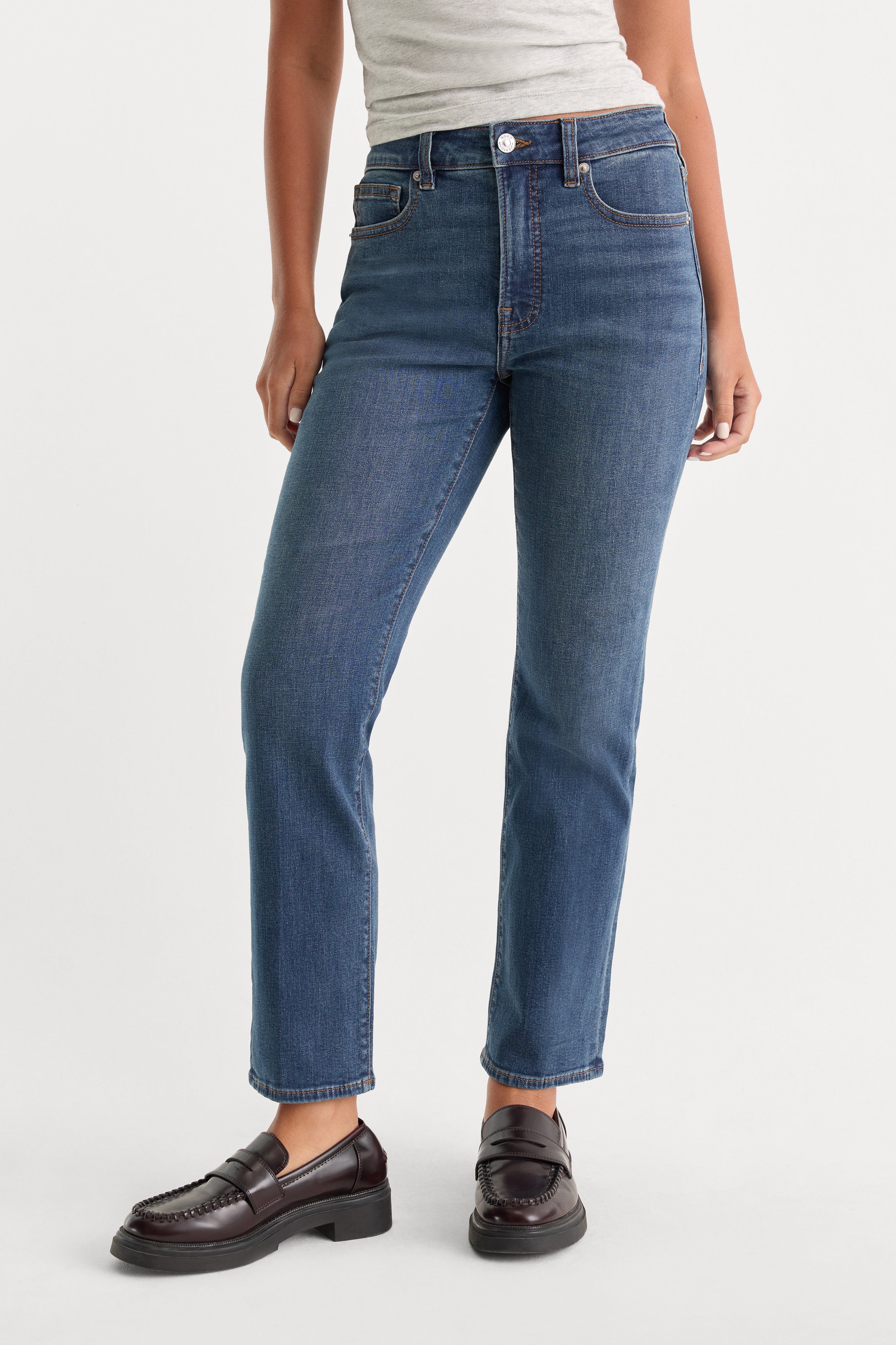 GOOD PETITE STRAIGHT JEANS | BLUE004