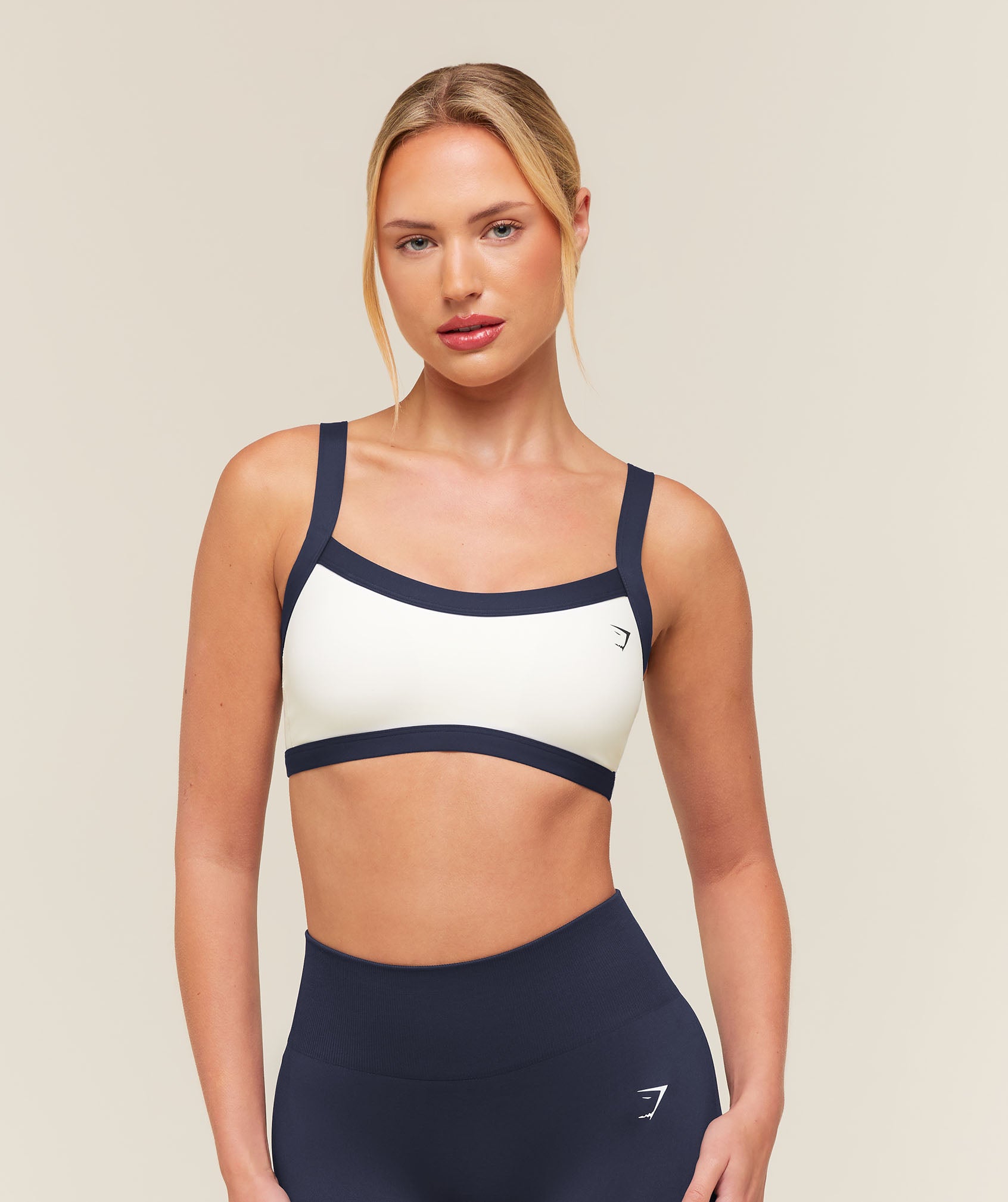 Gymshark Training Campus Sports Bra - Soft White/Heavy Blue
