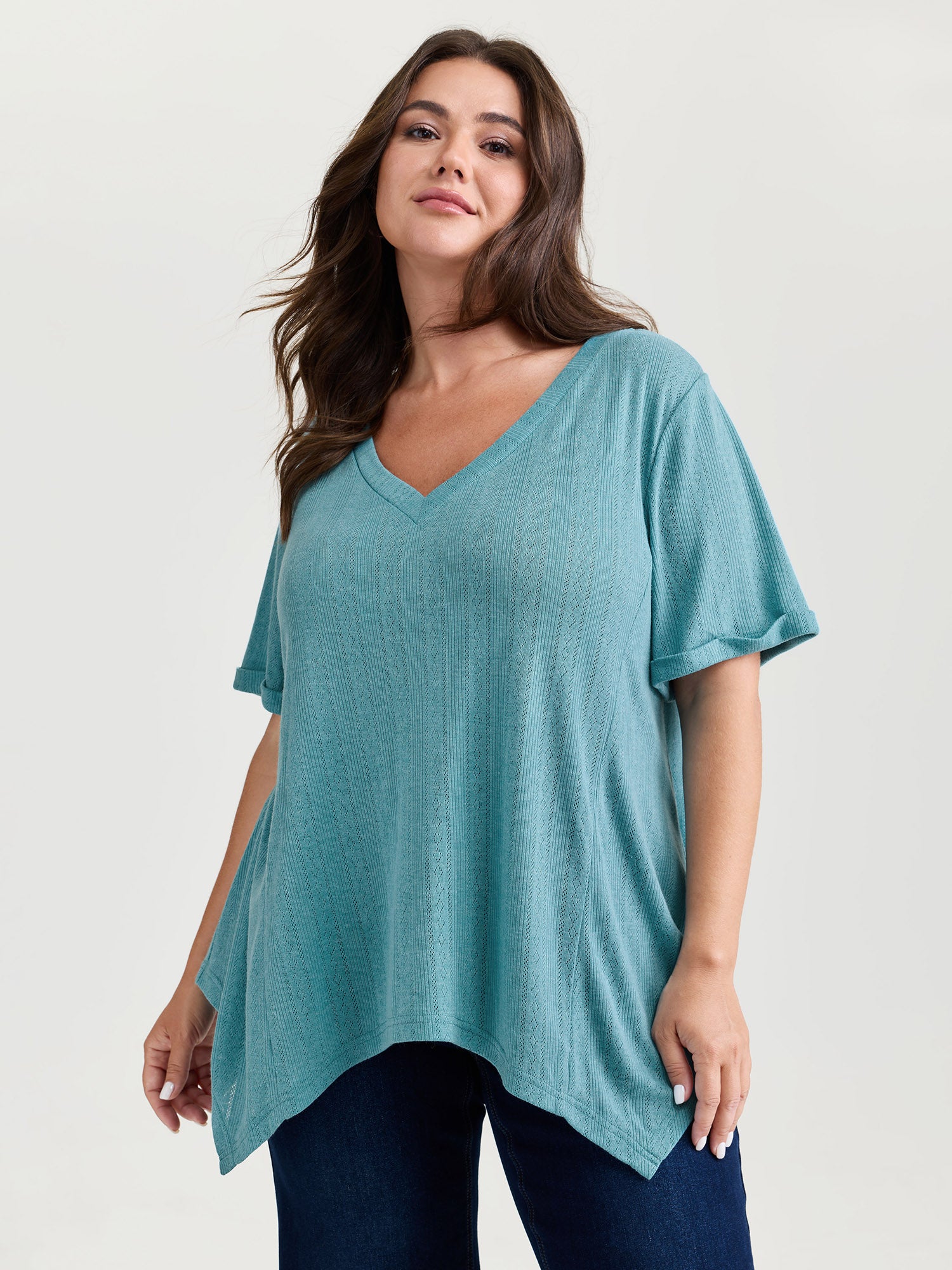 Textured High Low Hem V-Neck T-Shirt