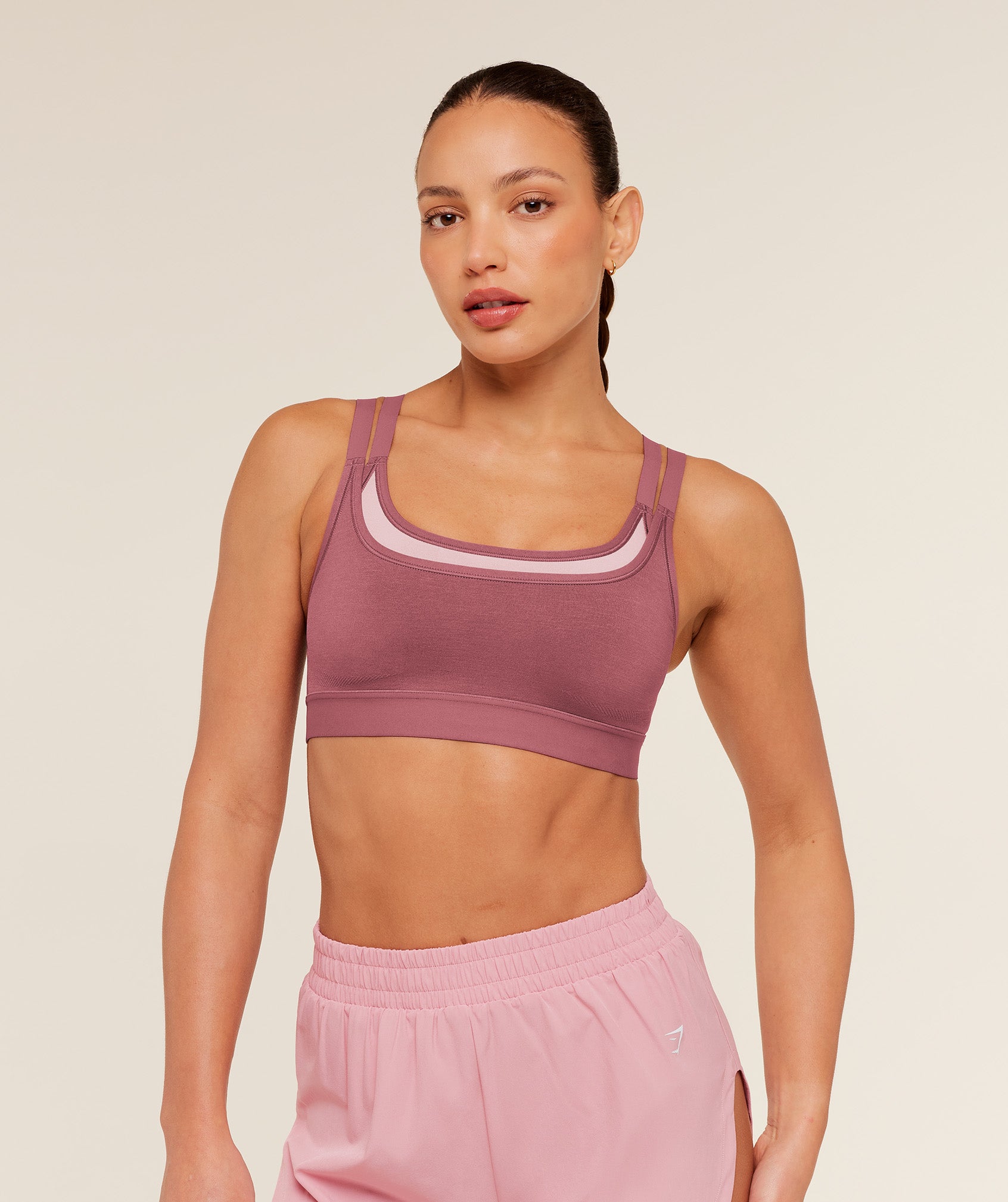 Gymshark Relay Seamless Medium Support Sports Bra - Reset Pink/Light Pink