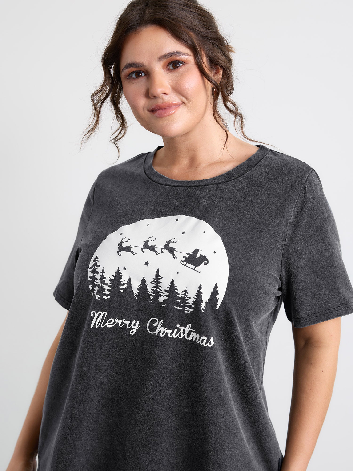 Vintage Cozy Merry Christmas Round Neck T-Shirt