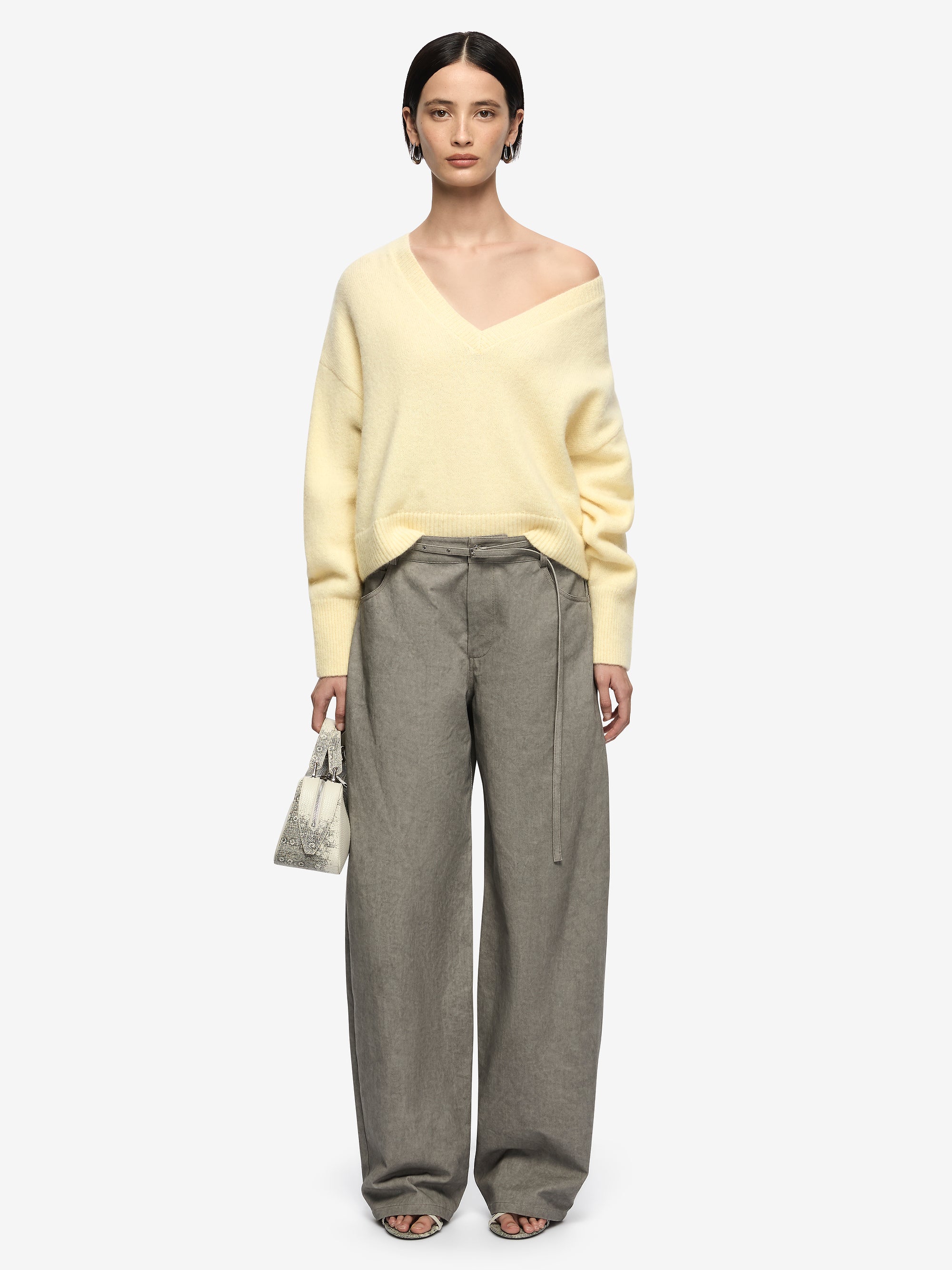 CAMPBELL V CROPPED JUMPER - BUTTER