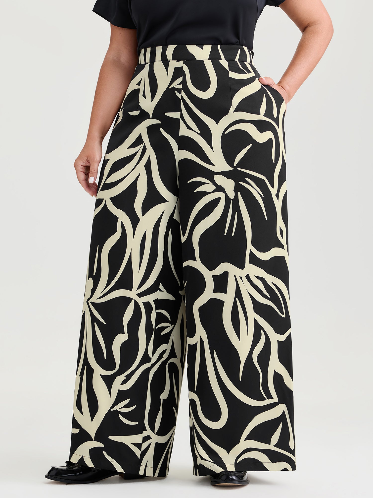 Abstract Print Elastic Waist Wide-Leg Pants