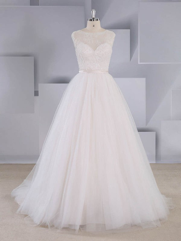 Charming Lace Ball Gown Tulle Sweep Train Wedding Dresses with Ribbon