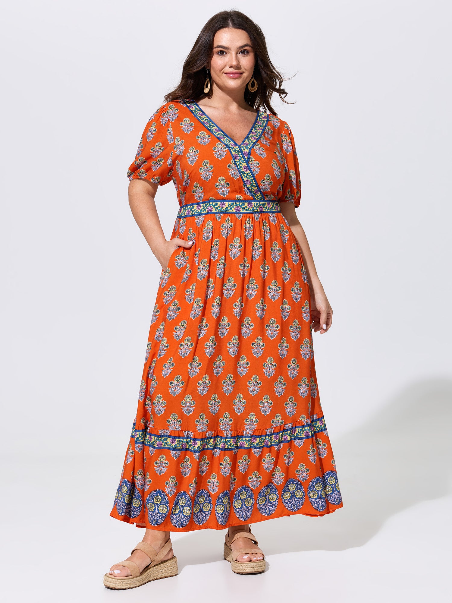 Supersoft Geometric Print Color Contrast Flowy Maxi Dress