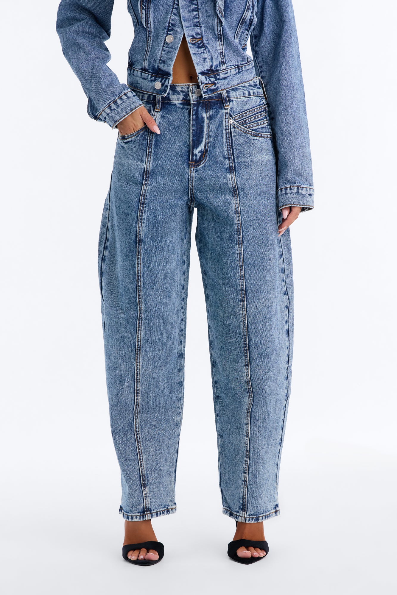 Amandine High Rise Taper Leg Mom Jeans - Dark Wash