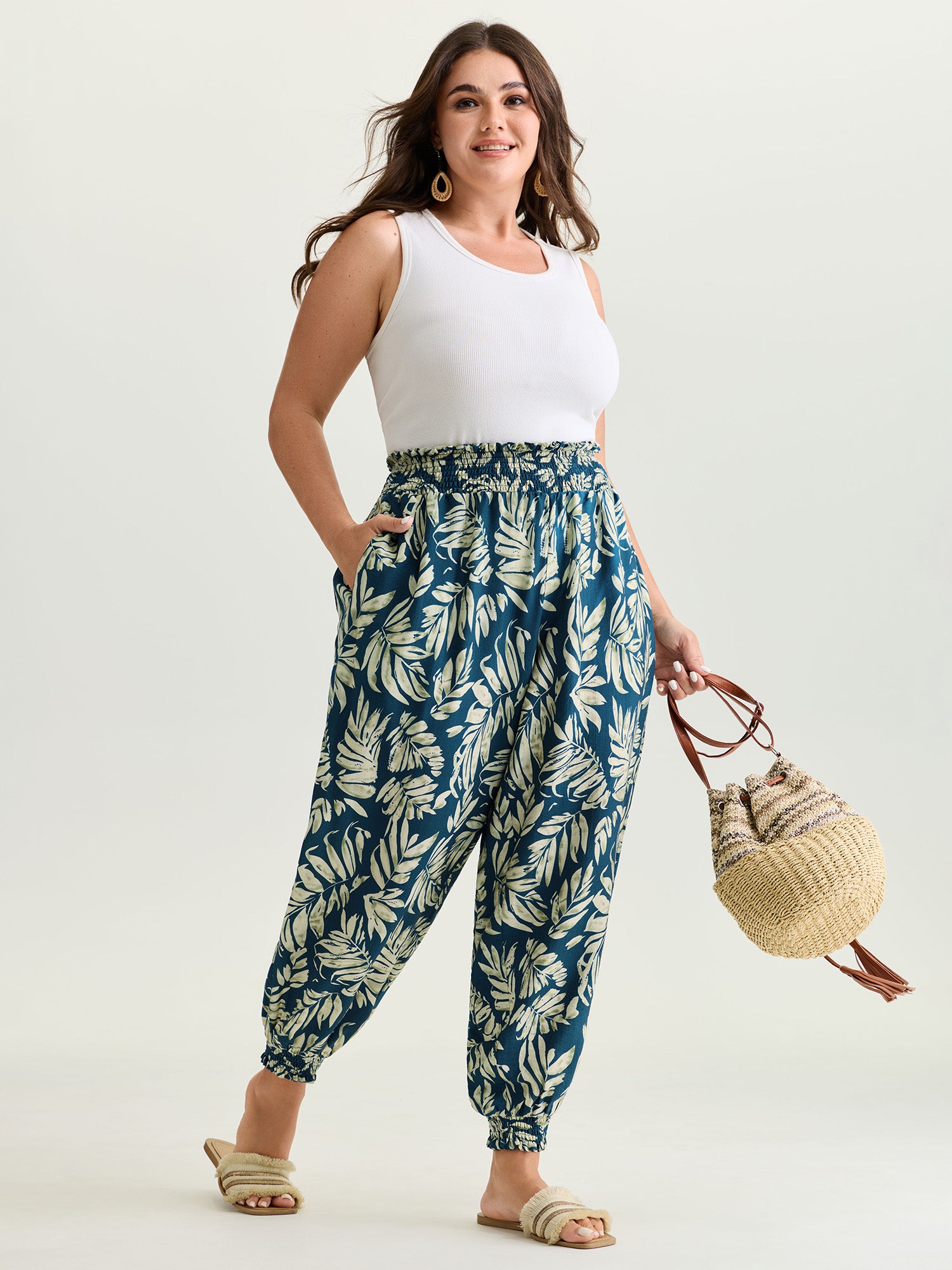 Supersoft Silohuette Flower Shirred Cuff Pants